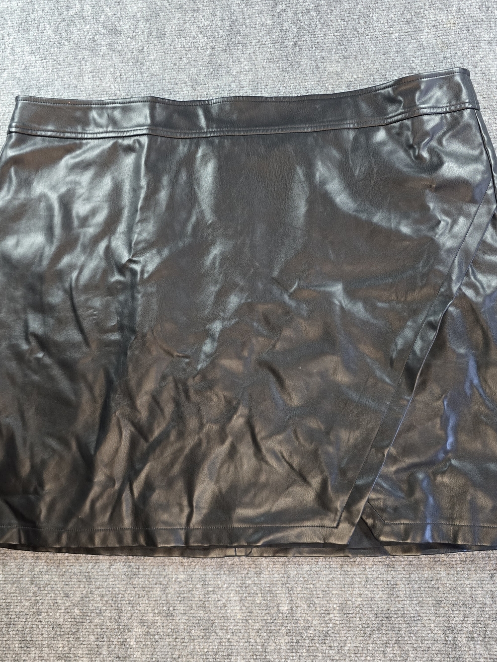 LOFT Black Faux Leather Wrap Mini Skirt Size 20 Plus High Waist Trendy